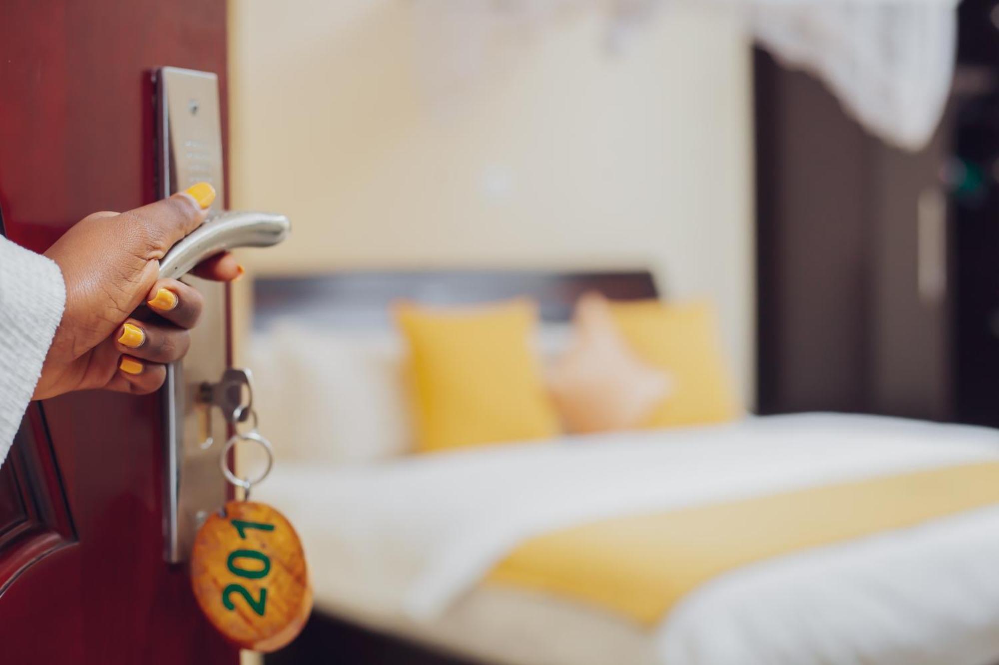 City Hill Hotel Бужумбура Экстерьер фото